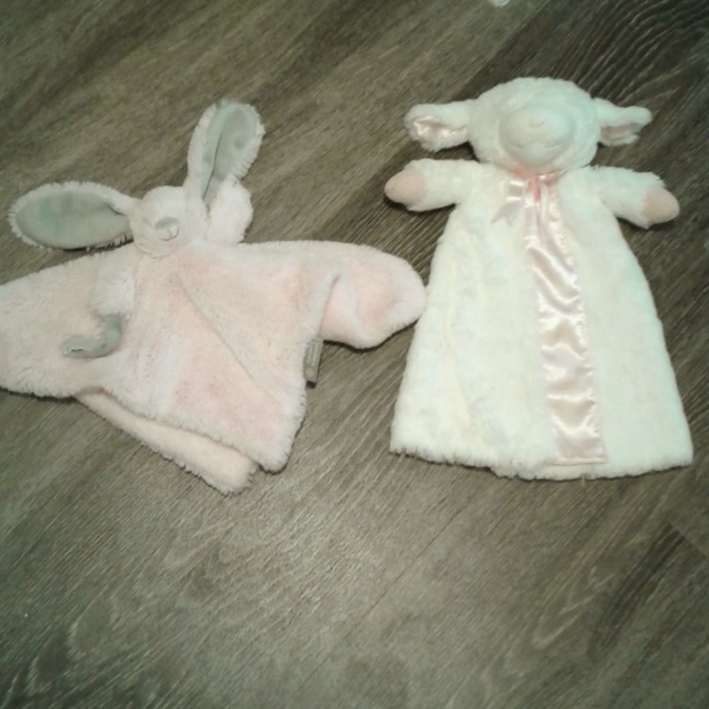 Baby snuggle blankets